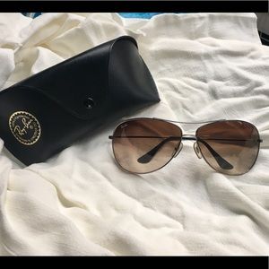 Ray-Ban Aviator Sunglasses